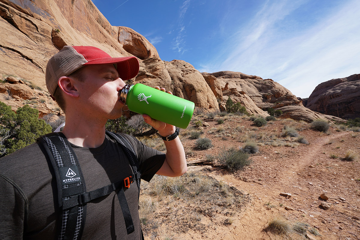 6 essential items that you must carry while trekking