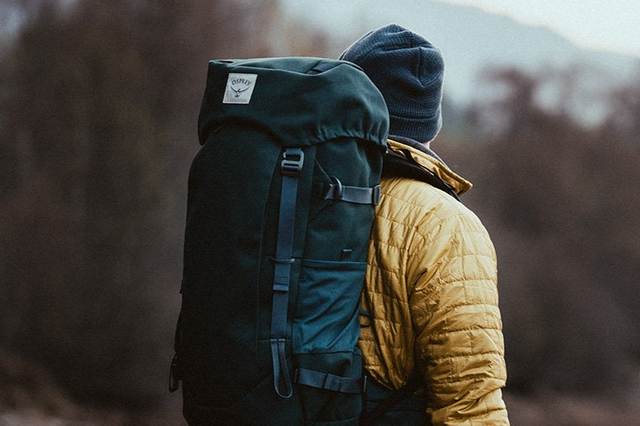 6 essential items that you must carry while trekking